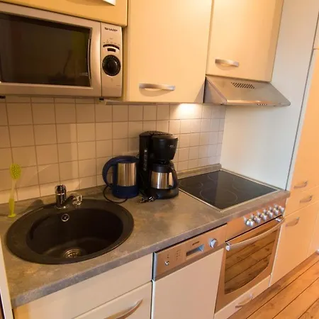 Hafenblick - Mit Balkon & Strandkorb Am Suedstrand Fehmarn Exterior photo