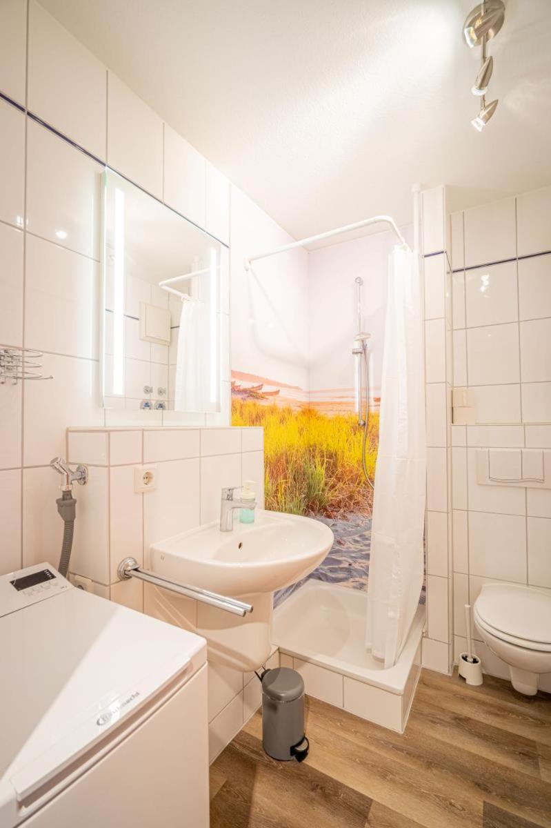 Apartment Hafenblick - Mit Balkon & Strandkorb Am Suedstrand Fehmarn